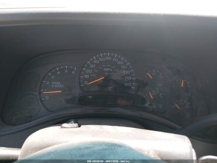 2005 Chevrolet Tahoe Ls VIN: 1GNEC13T75R221209 Lot: 45245188