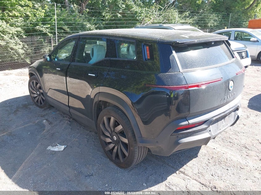 Vin: vcf1zbu27pg005733, lot: 45743035, fisker ocean one 20233