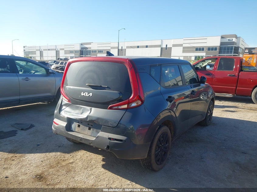 2022 KIA SOUL auction photo 4