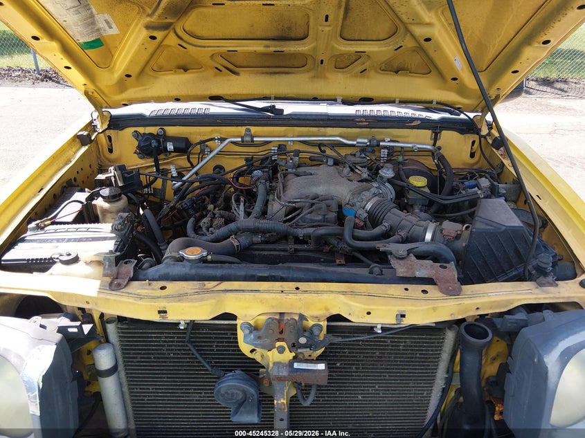 2004 Nissan Xterra Xe VIN: 5N1ED28Y24C653185 Lot: 45245328