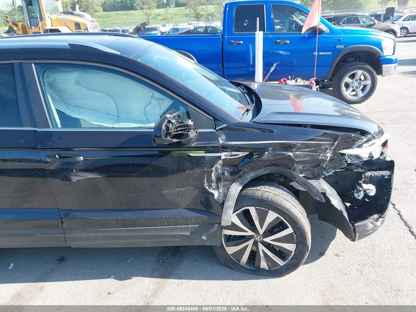 2023 VOLKSWAGEN TAOS auction photo 6