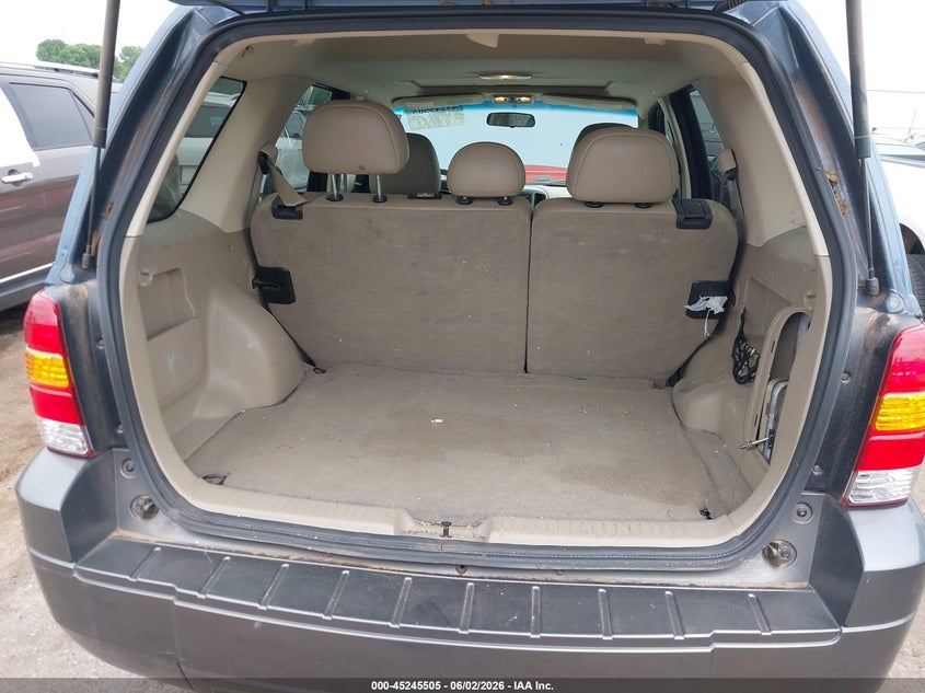 2005 Ford Escape Xlt VIN: 1FMCU03195KA08689 Lot: 45245505