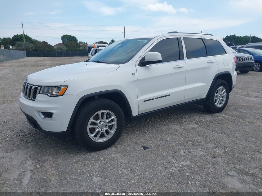 2019 Jeep Grand Cherokee Laredo E 4x4 1C4RJFAG7KC748636 photo 1