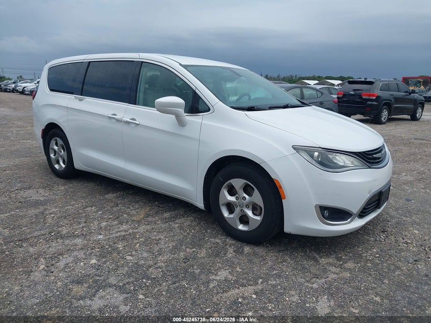 Vin: 2c4rc1h78jr338467, lot: 45743541, chrysler pacifica hybrid touring plus 2018 img_1