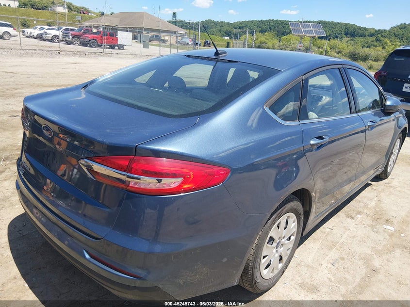Vin: 3fa6p0g72kr273992, lot: 45743546, ford fusion s 20194