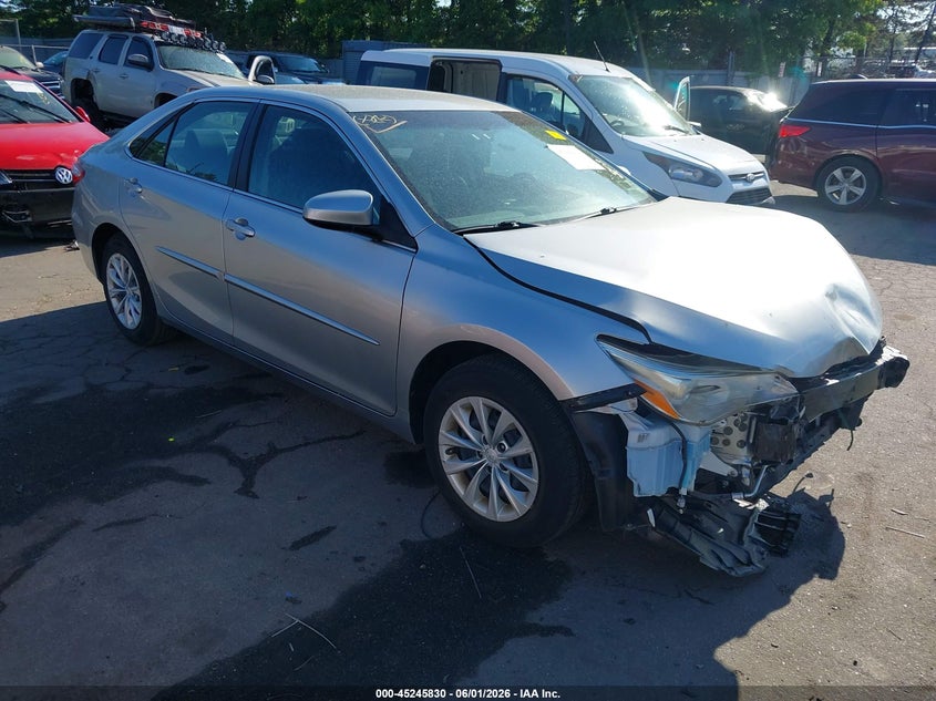 TOYOTA CAMRY LE 2017