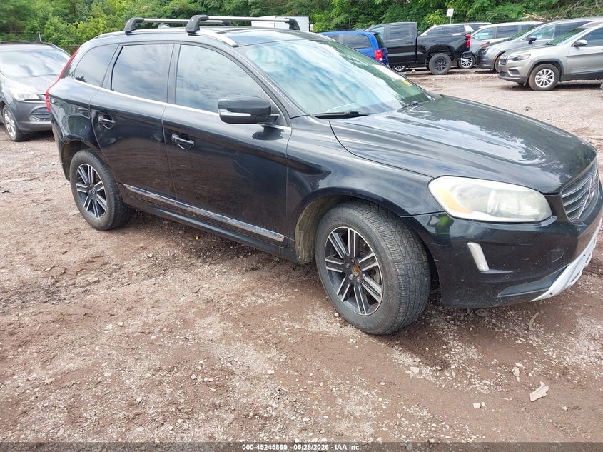 2017 VOLVO XC60 T5 DYNAMIC