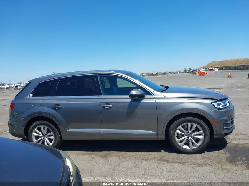 2017 Audi Q7 3.0T Premium VIN: WA1LAAF75HD025804 Lot: 45245892