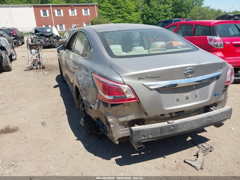 Vin: 1n4al3apxdc132945, lot: 45743732, nissan altima 2.5 s 20133