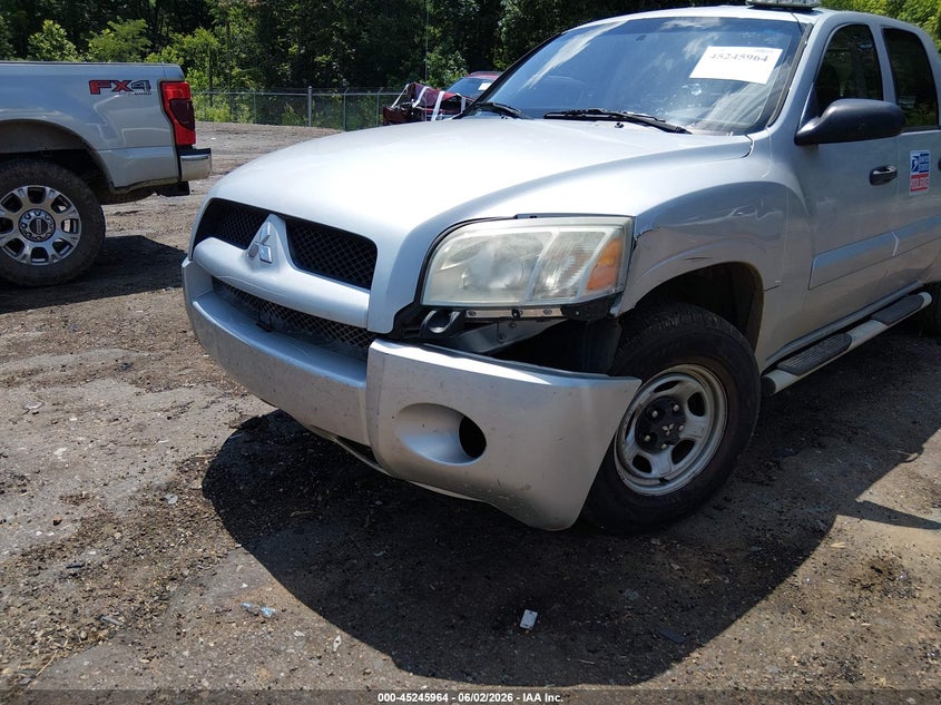 2007 MITSUBISHI RAIDER auction photo 6