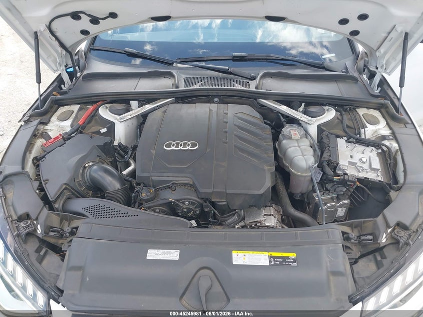 2022 Audi A4 Premium Plus 45 Tfsi S Line Quattro S Tronic VIN: WAUEAAF40NN008576 Lot: 45245981