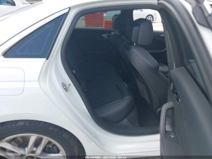 2022 Audi A4 Premium Plus 45 Tfsi S Line Quattro S Tronic VIN: WAUEAAF40NN008576 Lot: 45245981