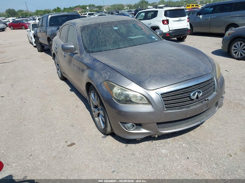 2013 INFINITI M37