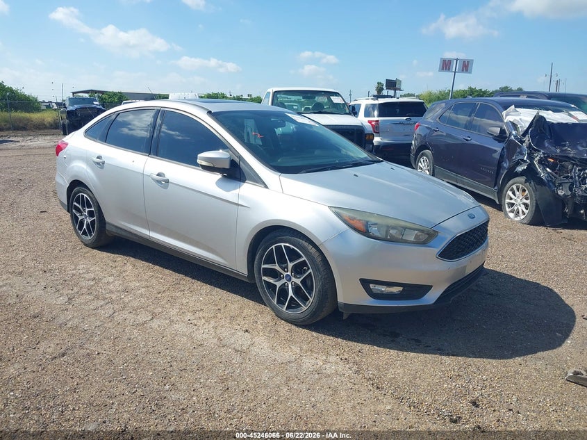 Vin: 1fadp3h24hl249809, lot: 45743869, ford focus sel 2017 img_1