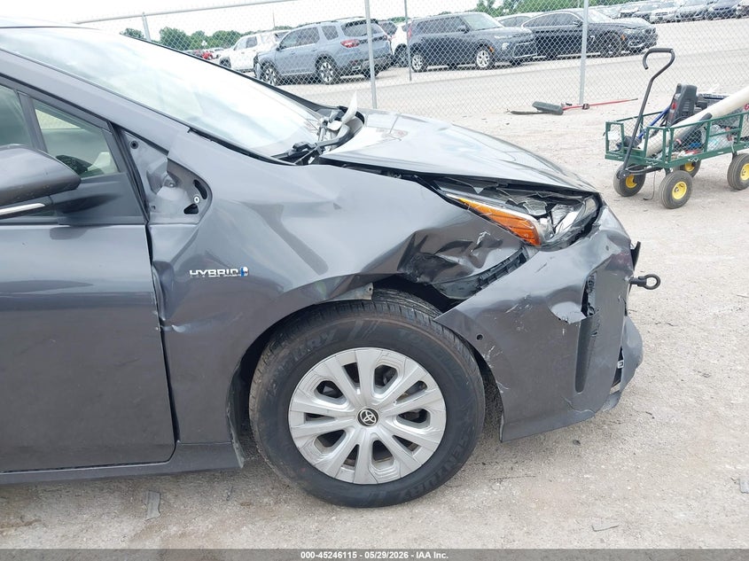 2021 TOYOTA PRIUS auction photo 6