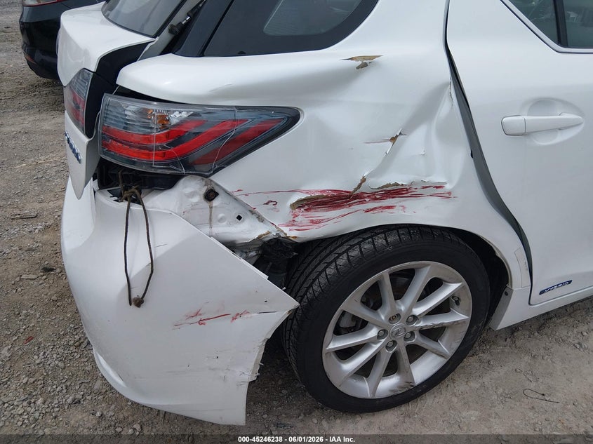 2011 Lexus Ct 200H Premium VIN: JTHKD5BHXB2027726 Lot: 45246238