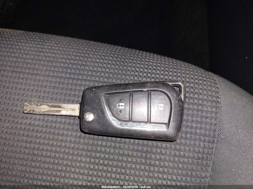 TOYOTA RAV4 - zdjęcie 11