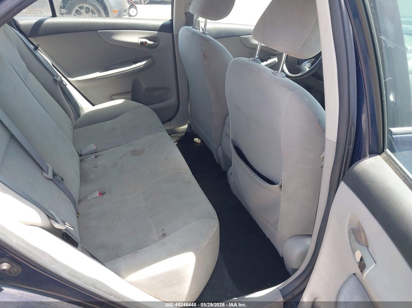 2T1BU4EE8CC774032 2012 Toyota Corolla 1.8 Le blue