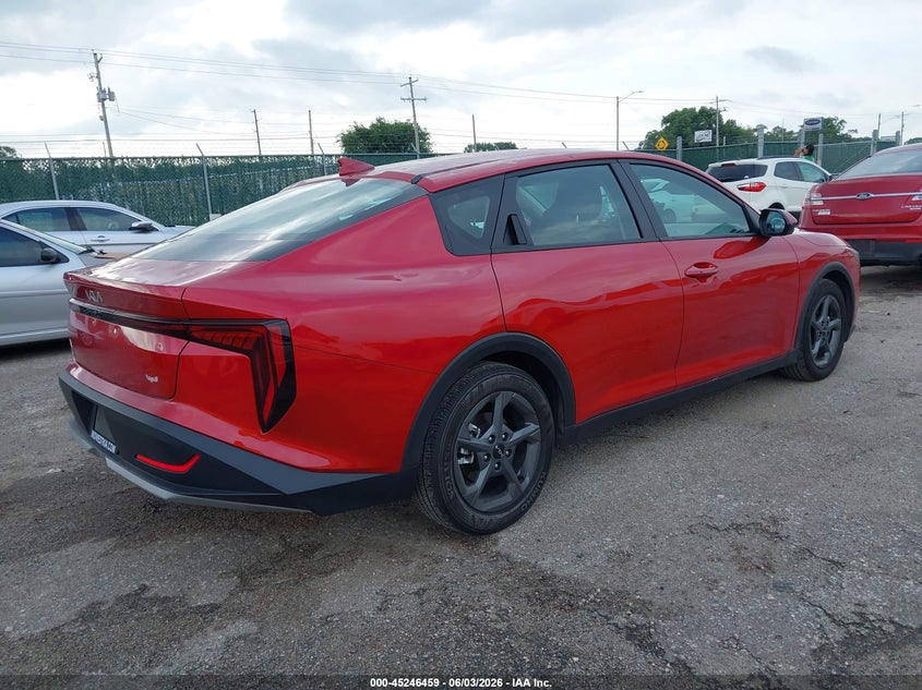 Vin: 3kpft4de5se132969, lot: 45744262, kia k4 lxs 20254