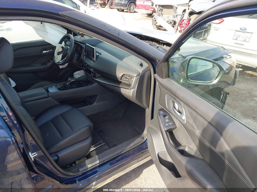 2024 NISSAN ROGUE auction photo 5