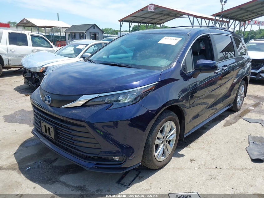 Vin: 5tdjskfc3ss155153, lot: 45744351, toyota sienna xle 20252