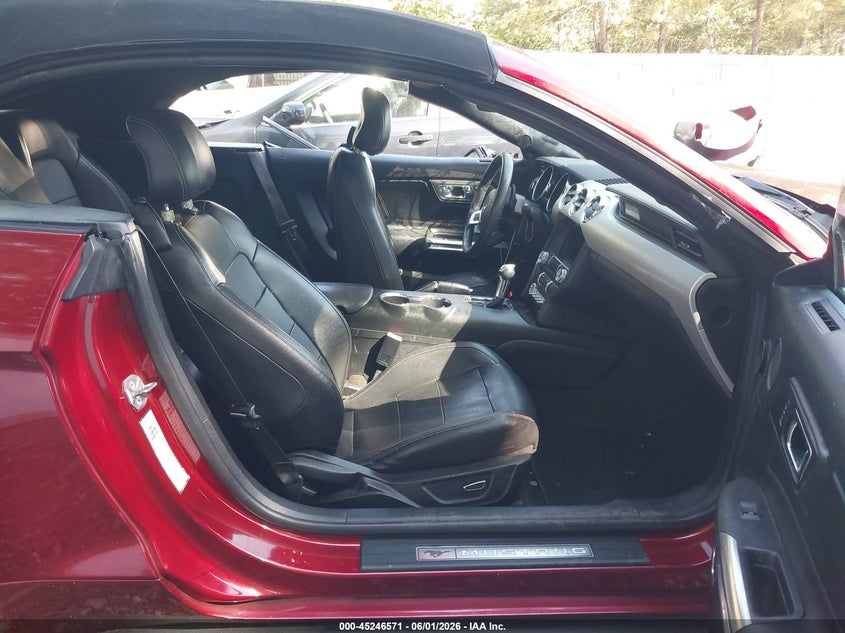 2017 FORD MUSTANG auction photo 5