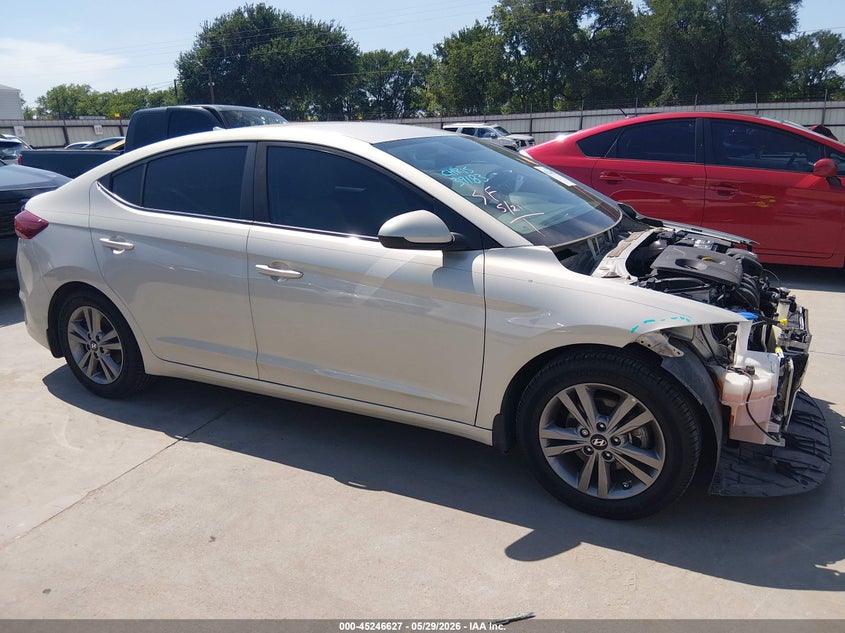 VIN 5NPD84LF4JH322002 2018 HYUNDAI ELANTRA SEL