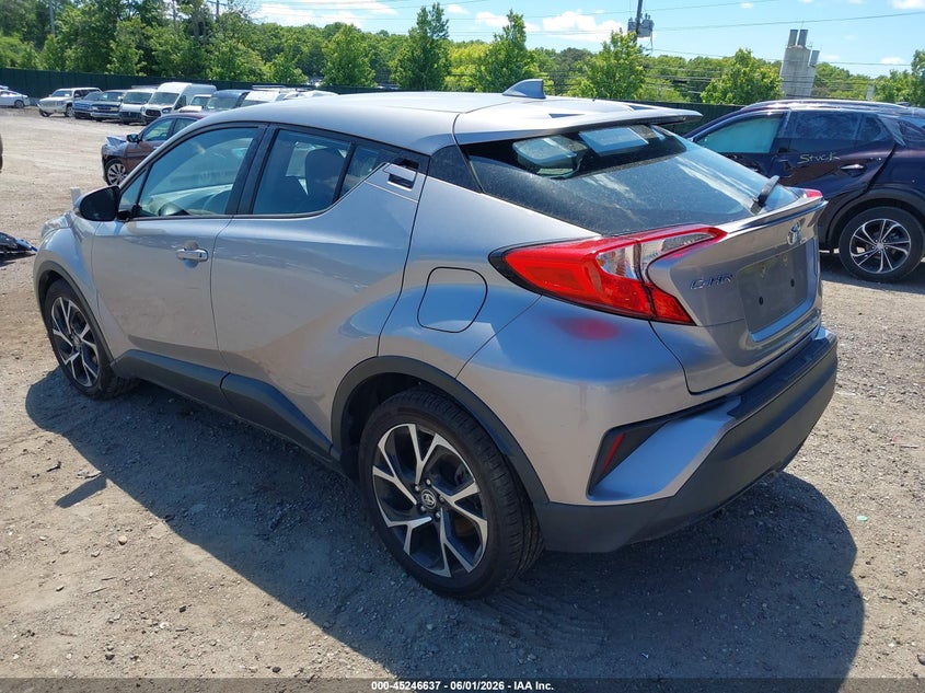 Vin: nmtkhmbx9lr109530, lot: 45744440, toyota c-hr xle 20203