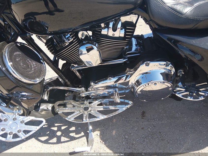 2014 Harley-Davidson Flhx Street Glide VIN: 1HD1KBM11EB620511 Lot: 45246675