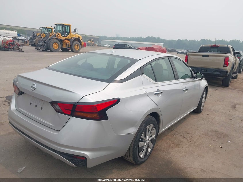 2019 NISSAN ALTIMA auction photo 4