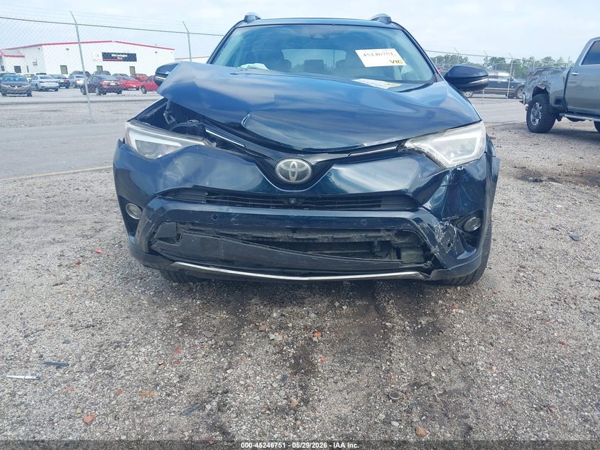 VIN 2T3DFREV4HW694031 2017 TOYOTA RAV4 PLATINUM