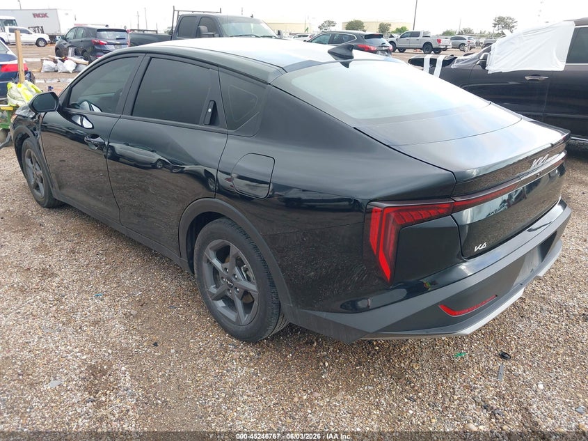 Vin: 3kpft4de6se102136, lot: 45744570, kia k4 lxs 20253