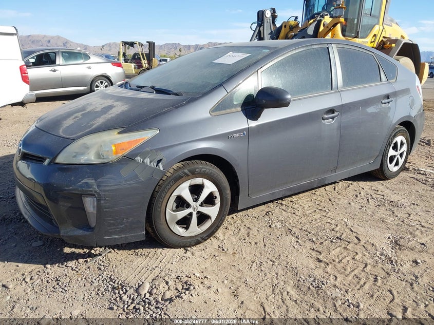 2015 Toyota Prius Two JTDKN3DU8F1889125 photo 1