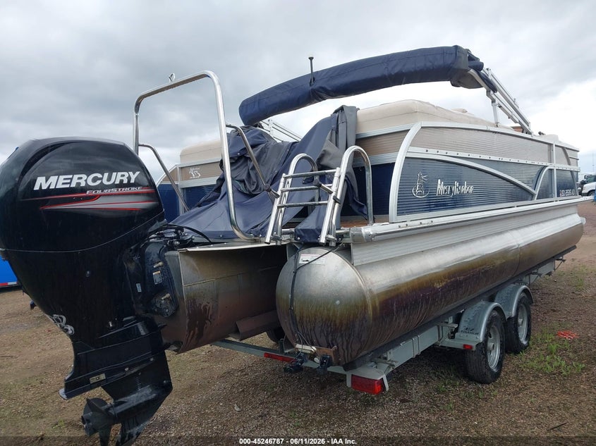 2013 MISTY HARBOR PONTOON auction photo 4