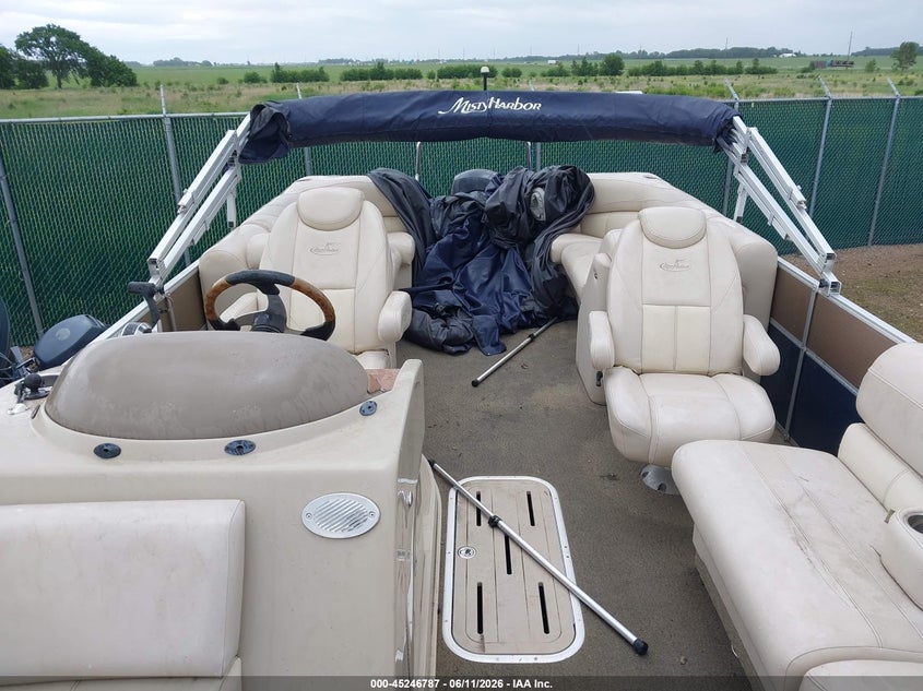 2013 MISTY HARBOR PONTOON auction photo 8