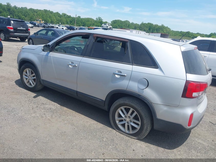 2014 KIA SORENTO auction photo 3