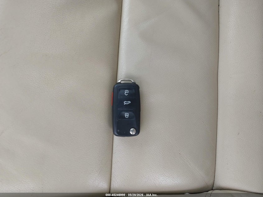 2012 Volkswagen Eos Executive VIN: WVWFW7AH1CV013319 Lot: 45246998