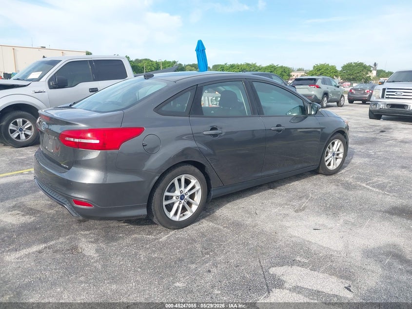 Vin: 1fadp3f21gl235240, lot: 45744858, ford focus se 20164