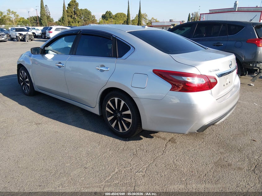 2018 NISSAN ALTIMA auction photo 3