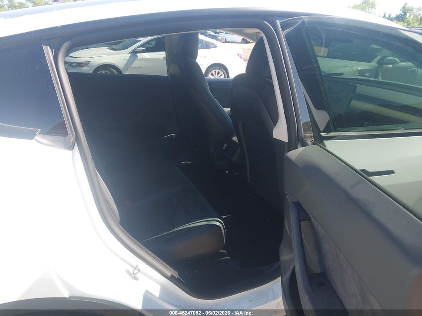 2023 Tesla Model Y Awd/Long Range Dual Motor All-Wheel Drive VIN: 7SAYGDEE0PF593609 Lot: 45247082