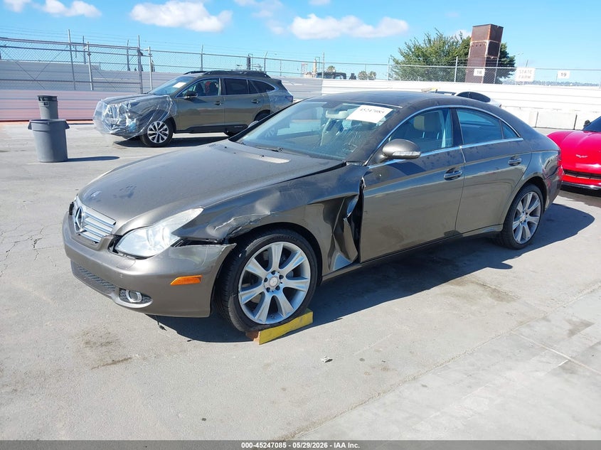 MERCEDES-BENZ CLS 550 2008 VIN WDDDJ72XX8A117694