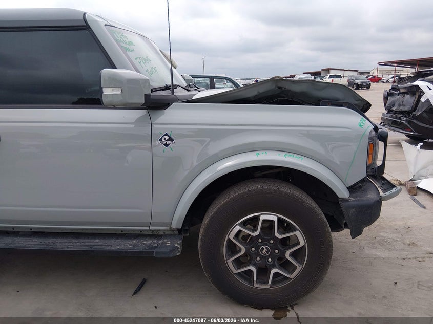 2022 Ford Bronco Outer Banks VIN: 1FMDE5AH9NLA90481 Lot: 45247087
