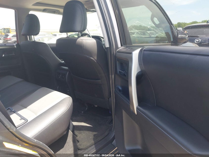 2019 Toyota 4Runner Sr5 Premium VIN: JTEBU5JR2K5700093 Lot: 45247132