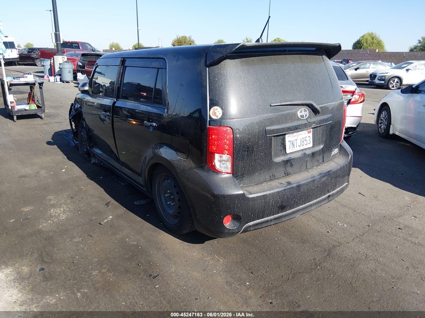 Vin: jtlze4fe7dj038087, lot: 45744966, scion xb 20133