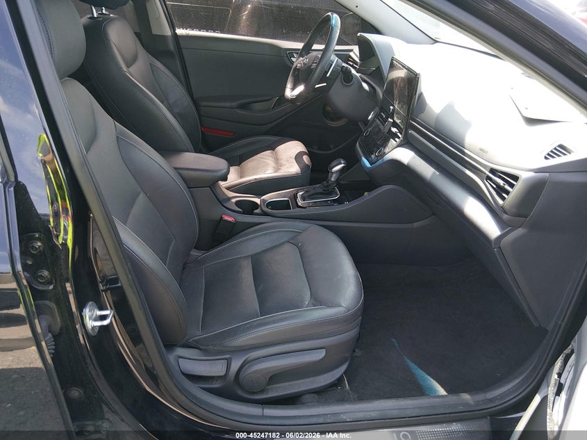 2021 Hyundai Ioniq Hybrid Limited VIN: KMHC05LC8MU259572 Lot: 45247182