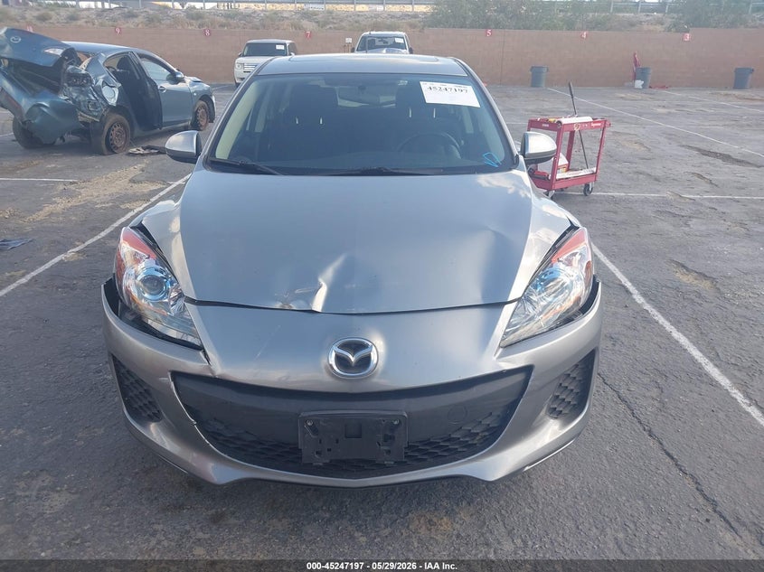 2012 Mazda 3 2.0 I Touring silver Lot 111045247197 Vin JM1BL1L80C1549607