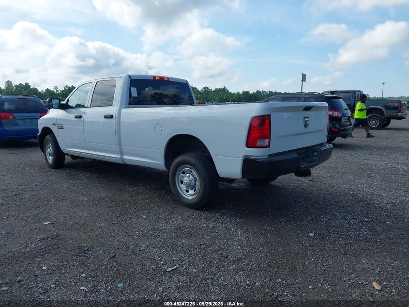 Vin: 3c6ur4hj4jg188988, lot: 45745029, ram 2500 tradesman  4x2 8' box 20183