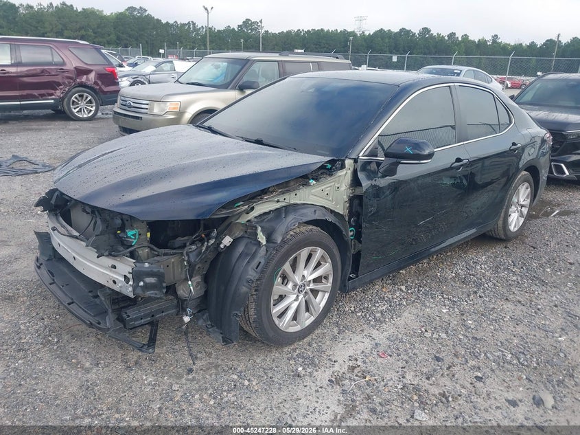 2023 TOYOTA CAMRY auction photo 2