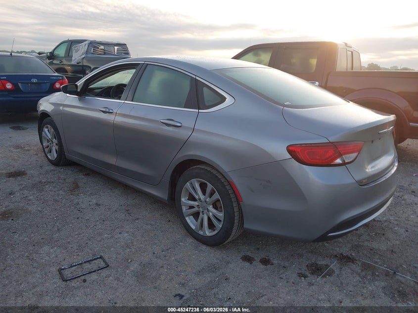 2015 CHRYSLER 200 auction photo 3