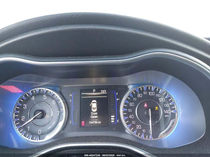 2015 CHRYSLER 200 auction photo 7